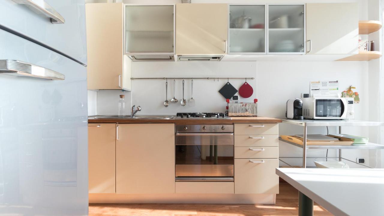 Italianway-Pontaccio Lägenhet Milano Exteriör bild